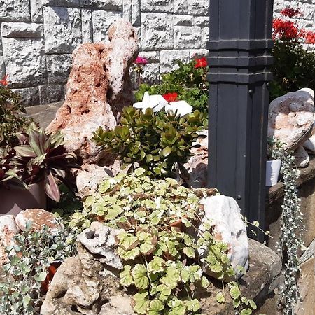 Motivi Hotel Άγιος Κωνσταντίνος και Ελένη Εξωτερικό φωτογραφία