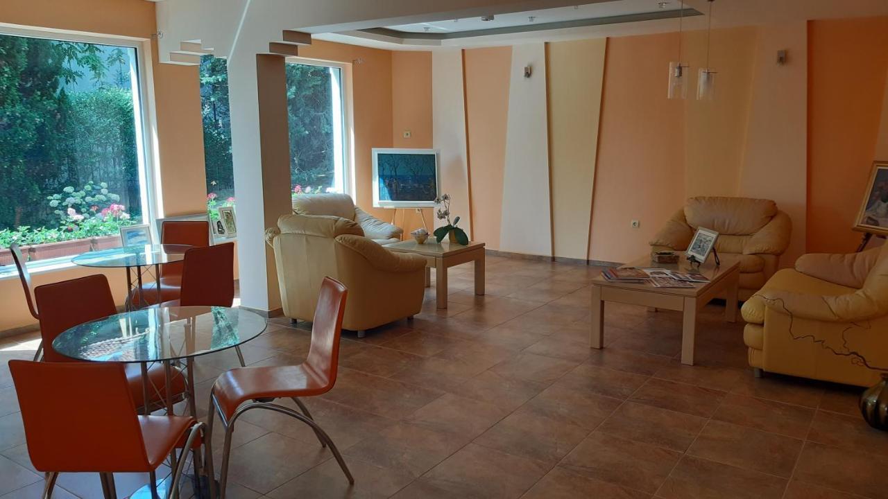 Motivi Hotel Άγιος Κωνσταντίνος και Ελένη Εξωτερικό φωτογραφία