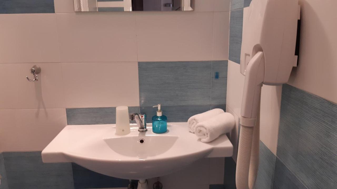 Motivi Hotel Άγιος Κωνσταντίνος και Ελένη Εξωτερικό φωτογραφία